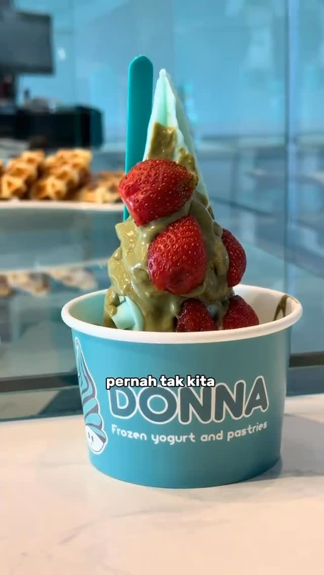 Froyo Strawberry